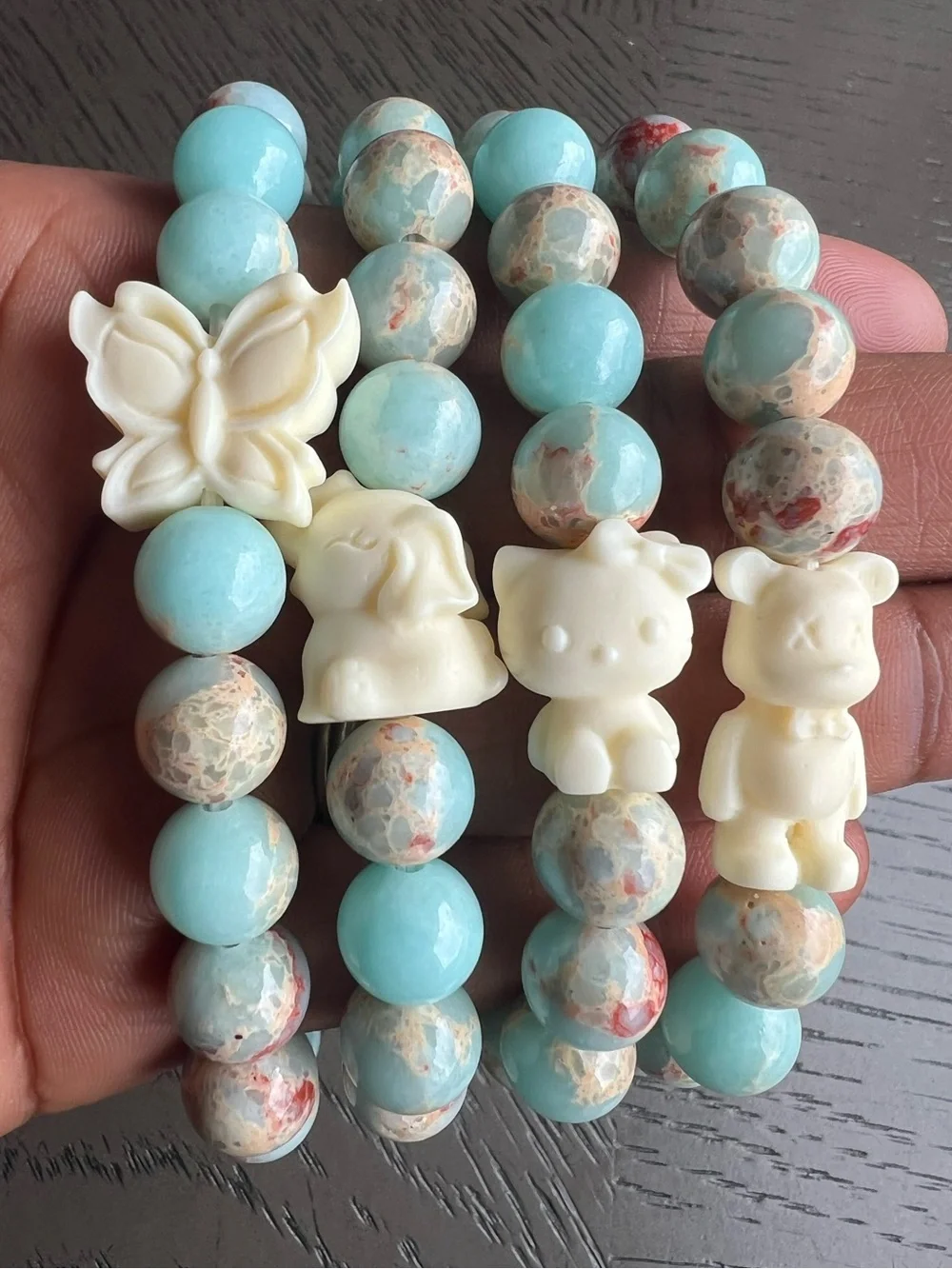 Shoushan stone with accent bracelet 10mm SIZE 6.75-7’ ( ONE )